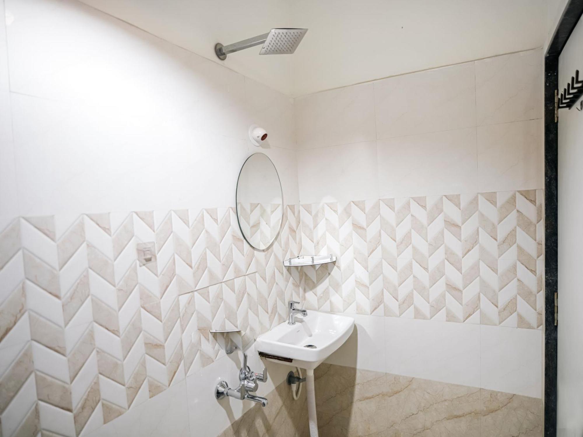 Hotel Euphoria Airport Zone Hyderabad Exterior photo